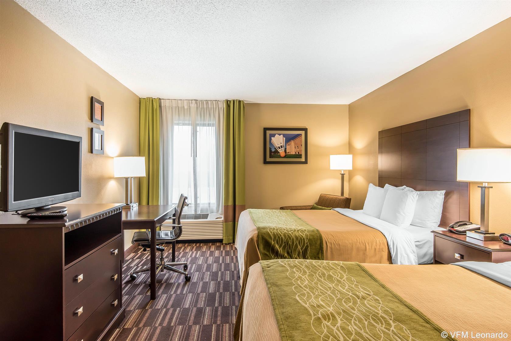 Comfort Inn & Suites Kansas City - Northeast Extérieur photo